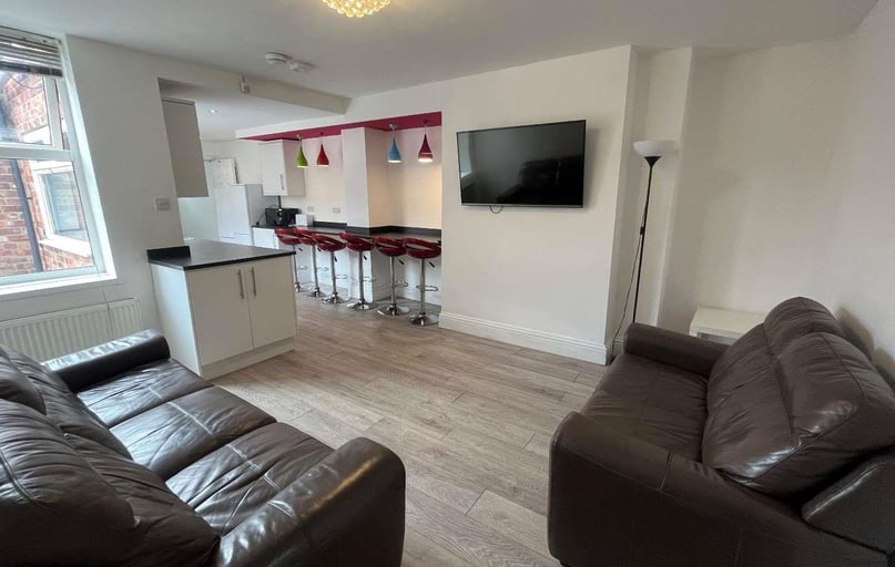 Tavistock Road, Jesmond, Newcastle - Image 1